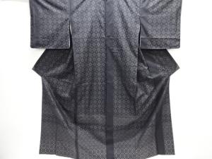 未使用品　仕立て上がり　菱模様織り出し本場薩摩大島紬付け下げ着物